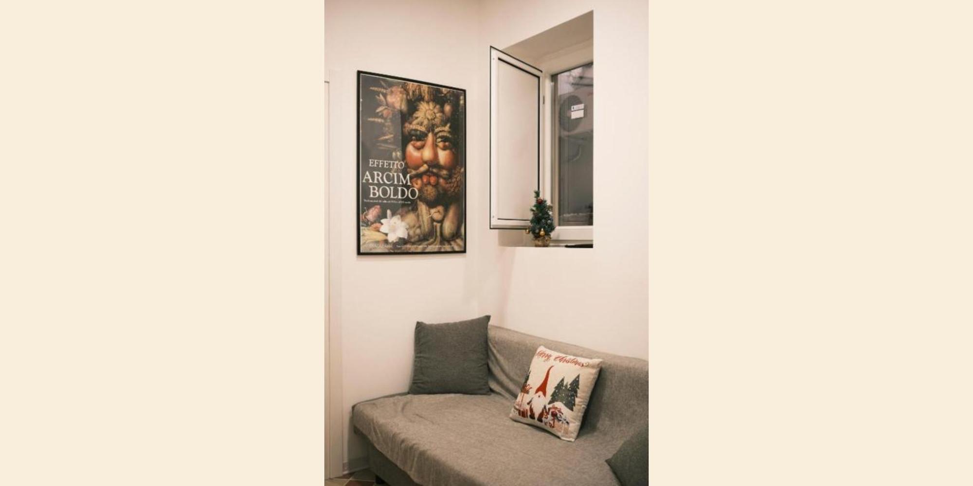 Nespolino, Piccola Casetta In Centro Storico Al Piano Terra Con Piccolo Spazio Esterno Privato Napoli Bagian luar foto